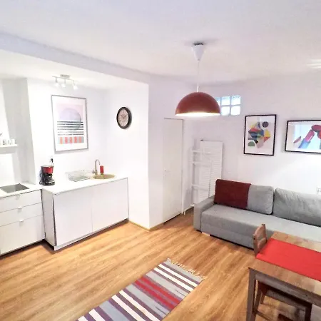 Fifty Shades Of Travel Apartment *